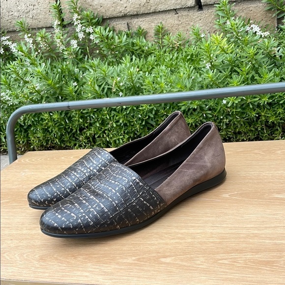Ecco leather Croc Skin Embossed Brown Ballerina loafer flats Size 41 - Picture 1 of 8